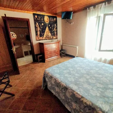 호텔 El Candano 2*